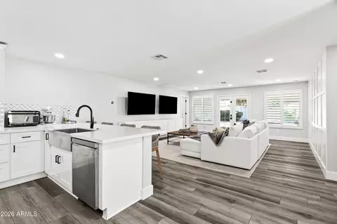 Other - 3840 E Mulberry Dr, Phoenix, AZ 85018 photo 3 of 7