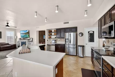 Kitchen - 1880 E Commerce Ave, Gilbert, AZ 85234 photo 1 of 6