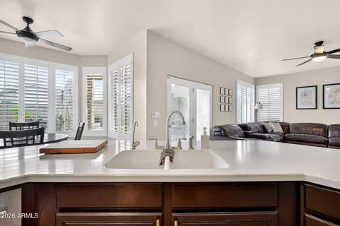 Kitchen - 1880 E Commerce Ave, Gilbert, AZ 85234 photo 5 of 6