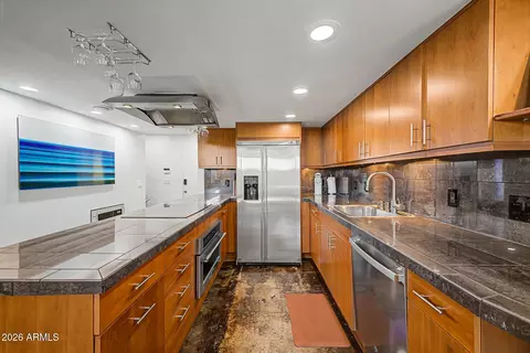 Kitchen - 4401 N 40th St #6, Phoenix, AZ 85018 photo 3 of 4