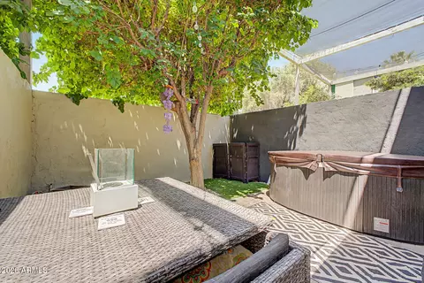 Exterior - 4401 N 40th St #6, Phoenix, AZ 85018 photo 5 of 11