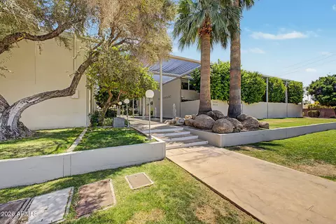 Exterior - 4401 N 40th St #6, Phoenix, AZ 85018 photo 4 of 11