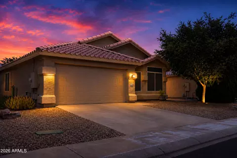 6190 W Pontiac Dr, Glendale, AZ 85308