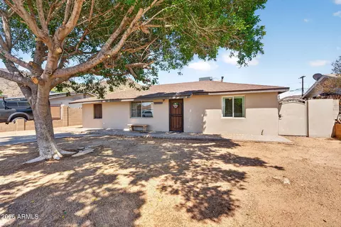 11207 N 17th Dr, Phoenix, AZ 85029