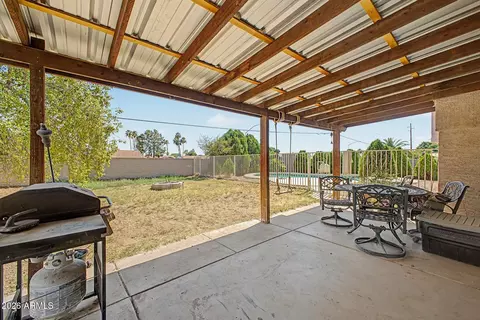 Exterior - 5641 E Greenway St, Mesa, AZ 85205 photo 2 of 8