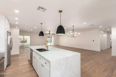 Other - 829 E Desert Park Ln, Phoenix, AZ 85020 photo 5 of 13