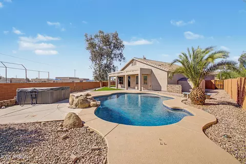 6302 N 69th Dr, Glendale, AZ 85303