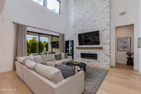 Living - 5513 E Verde Ln, Phoenix, AZ 85018 photo 1 of 1