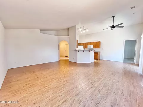 Living - 4875 E Cedar Dr, Rimrock, AZ 86335 photo 2 of 2