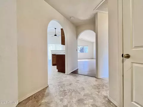 Entry Way - 4875 E Cedar Dr, Rimrock, AZ 86335 photo 1 of 2