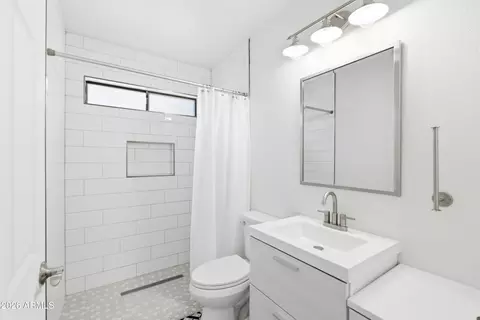Bath - 5131 E Dallas St, Mesa, AZ 85205 photo 5 of 5