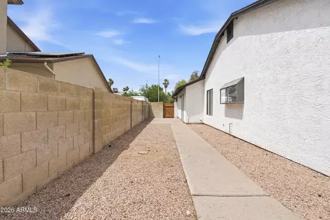 Exterior - 5131 E Dallas St, Mesa, AZ 85205 photo 7 of 8