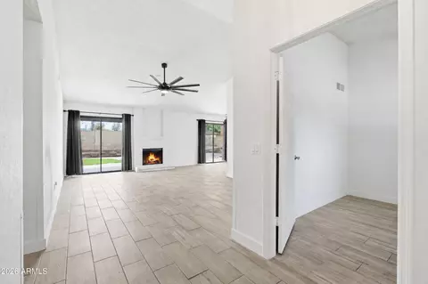 Entry Way - 5131 E Dallas St, Mesa, AZ 85205 photo 1 of 5