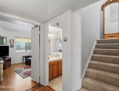 Entry Way - 903 W Glendale Ave #8, Phoenix, AZ 85021 photo 3 of 4