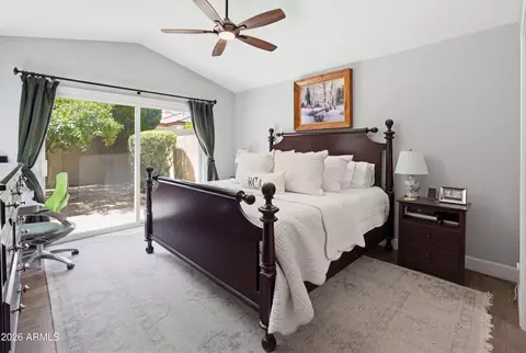 Bedroom - 4127 E Becker Ln, Phoenix, AZ 85028 photo 5 of 7