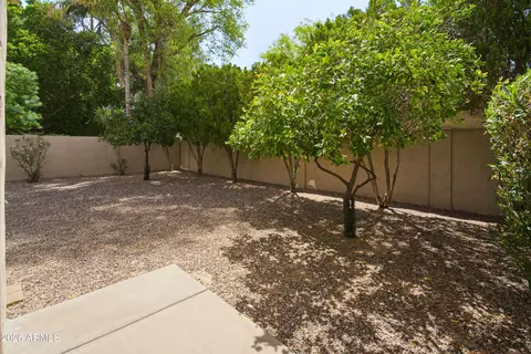 Exterior - 4127 E Becker Ln, Phoenix, AZ 85028 photo 7 of 10
