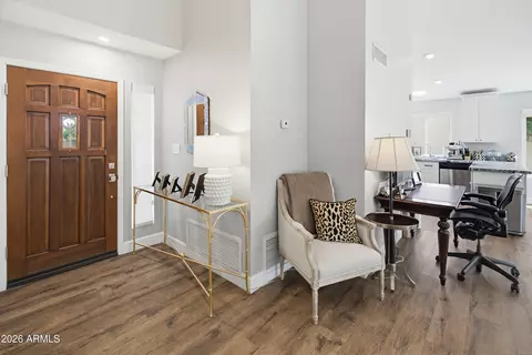 Entry Way - 4127 E Becker Ln, Phoenix, AZ 85028 photo 1 of 1