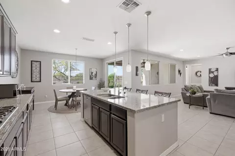 Kitchen - 3627 E Blue Spruce Ln, Gilbert, AZ 85298 photo 4 of 6