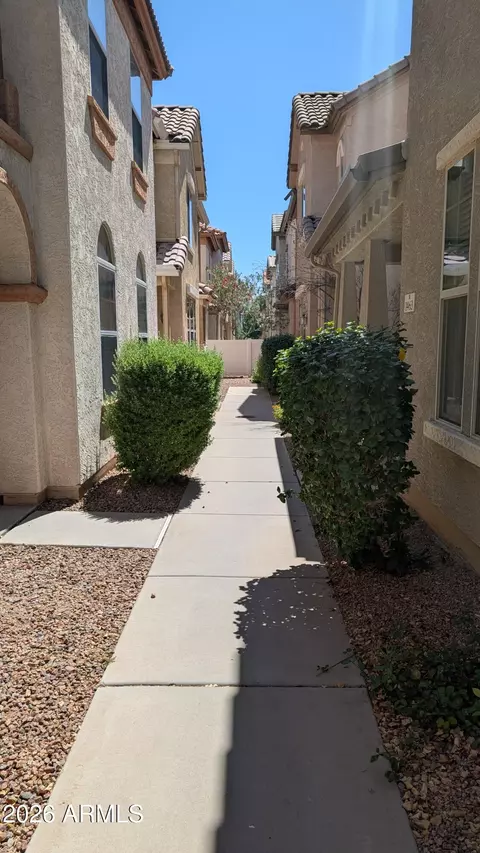1453 S Sinova Ave, Gilbert, AZ 85296