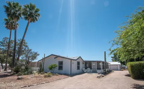 374 N Buckhorn Ct, Queen Valley, AZ 85118