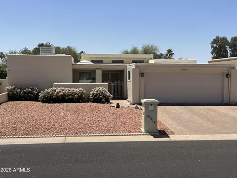 26214 S Glenburn Dr, Sun Lakes, AZ 85248