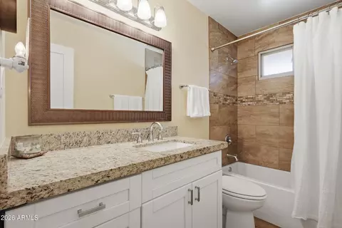 Bath - 1236 E Del Rio Dr, Tempe, AZ 85282 photo 1 of 2