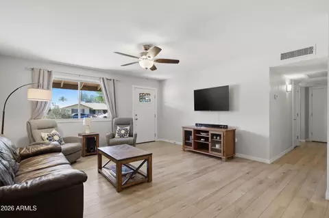 Living - 1236 E Del Rio Dr, Tempe, AZ 85282 photo 1 of 1