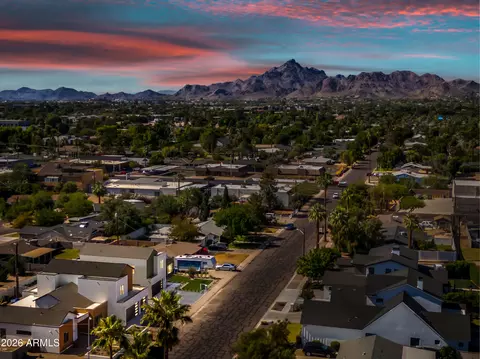 View/Area - 4008 N 34th St, Phoenix, AZ 85018 photo 3 of 4