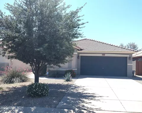1129 E Nardini St, San Tan Valley, AZ 85140