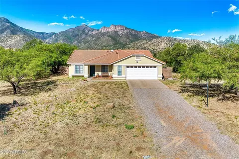 7700 S Silverstone Ave, Hereford, AZ 85615