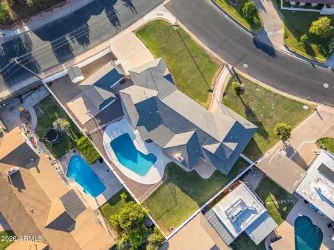 View/Area - 1809 E Gary St, Mesa, AZ 85203 photo 5 of 10