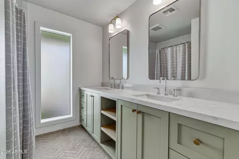 Bath - 1809 E Gary St, Mesa, AZ 85203 photo 7 of 7