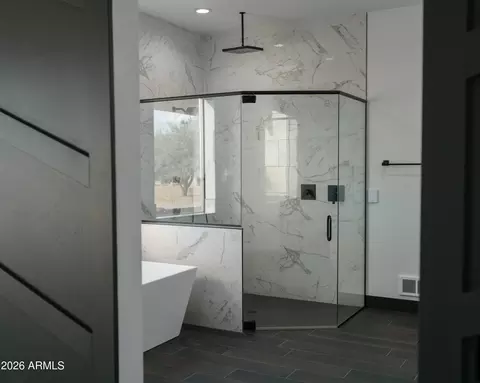 Bath - 39142 N 29th Ave, Phoenix, AZ 85086 photo 3 of 6