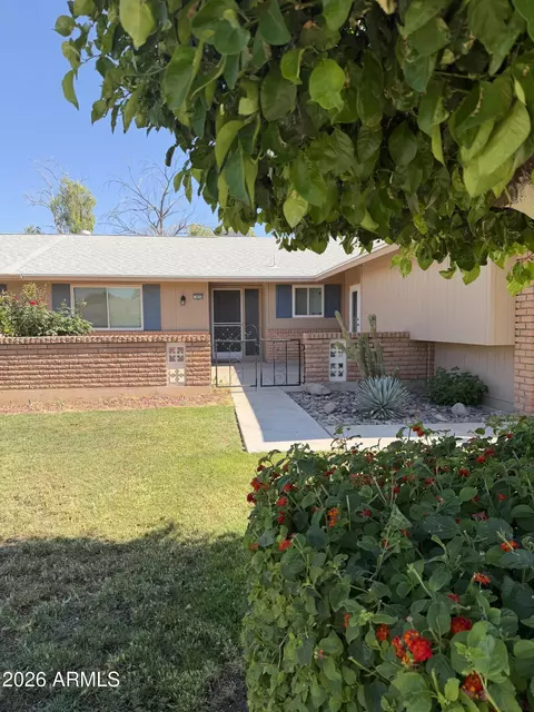 9936 W Mountain View Rd, Sun City, AZ 85351