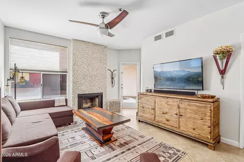 154 W 5th St #137, Tempe, AZ 85281