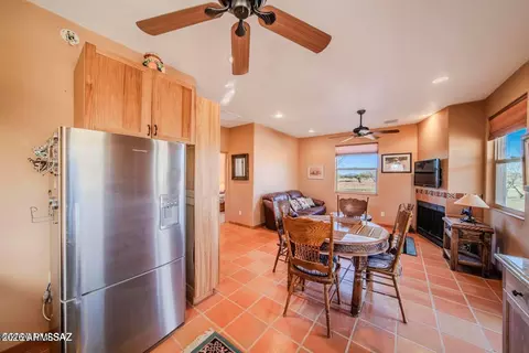 Dining - 4441 E De Vaca Cir, Saint David, AZ 85630 photo 4 of 4