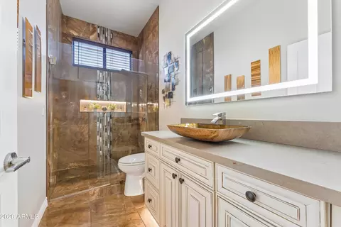 Bath - 2466 E Glenhaven Dr, Phoenix, AZ 85048 photo 2 of 2