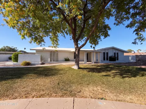 830 N Almond Cir, Mesa, AZ 85213