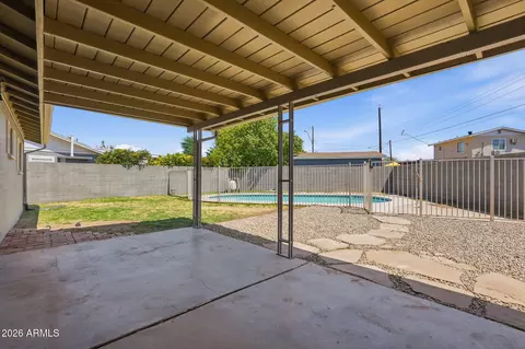 3714 W Echo Ln, Phoenix, AZ 85051 photo 30