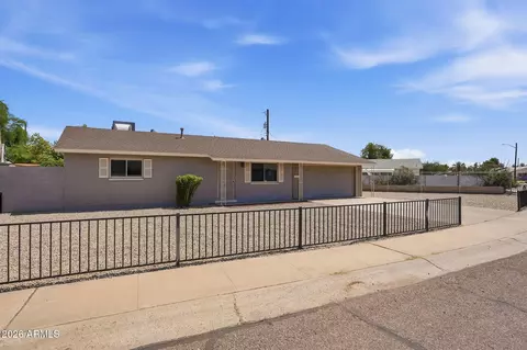 3714 W Echo Ln, Phoenix, AZ 85051