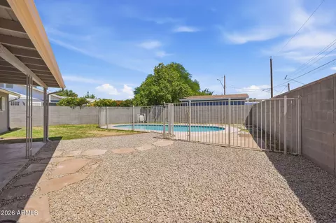 3714 W Echo Ln, Phoenix, AZ 85051 photo 39