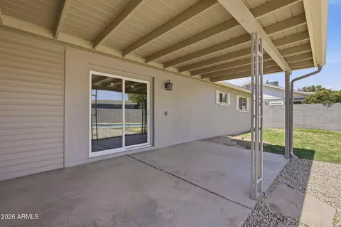 3714 W Echo Ln, Phoenix, AZ 85051 photo 31