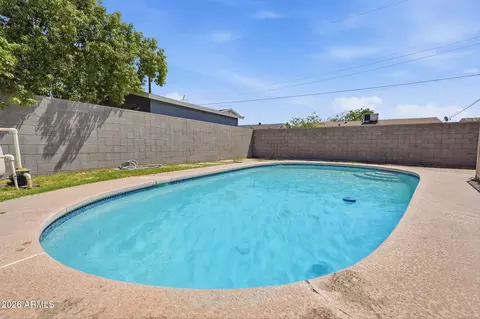 3714 W Echo Ln, Phoenix, AZ 85051 photo 35