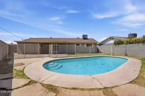 3714 W Echo Ln, Phoenix, AZ 85051 photo 37