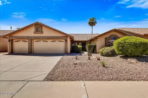 8439 W Kimberly Way, Peoria, AZ 85382