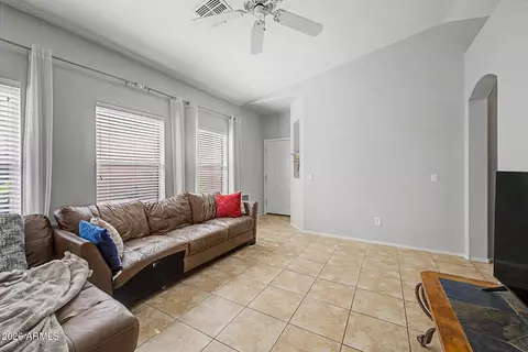 Living - 3098 E Stottler Dr, Gilbert, AZ 85296 photo 1 of 2