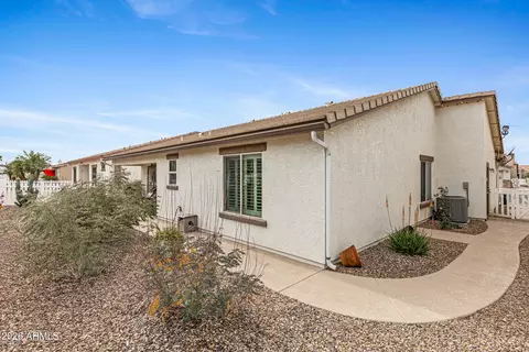 Exterior - 2101 S Meridian Rd #199, Apache Junction, AZ 85120 photo 2 of 4