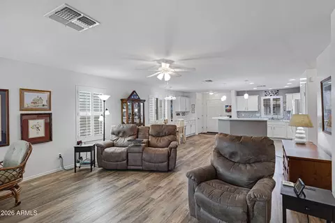 Living - 2101 S Meridian Rd #199, Apache Junction, AZ 85120 photo 2 of 3