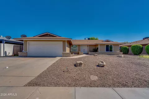 6017 W Mary Jane Ln, Glendale, AZ 85306