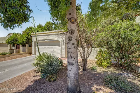 4742 W Escuda Dr, Glendale, AZ 85308